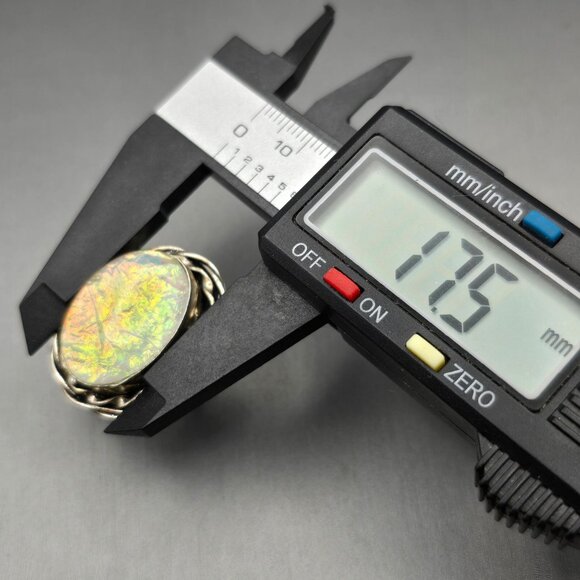 Triplet Opal Statement Ring VTG White Iridescent Cabochon Silver-Plt Size 8 - Picture 11 of 13